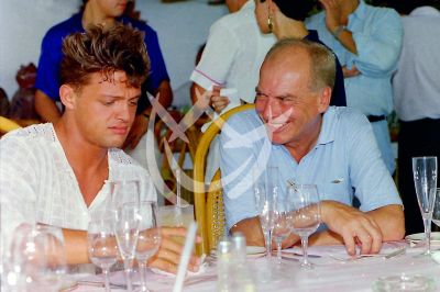 #TBT Luis Miguel y su mánager Hugo López, 1990 ¡salud!