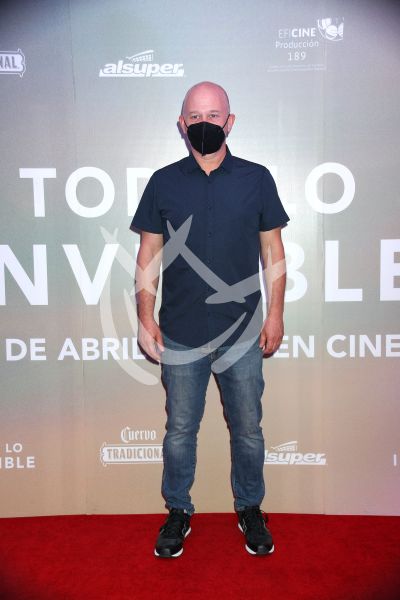 Ari Brickman en Todo Lo Invisible