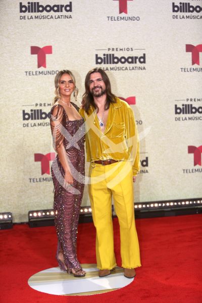 Juanes y Karen Martínez en Latin Billboard
