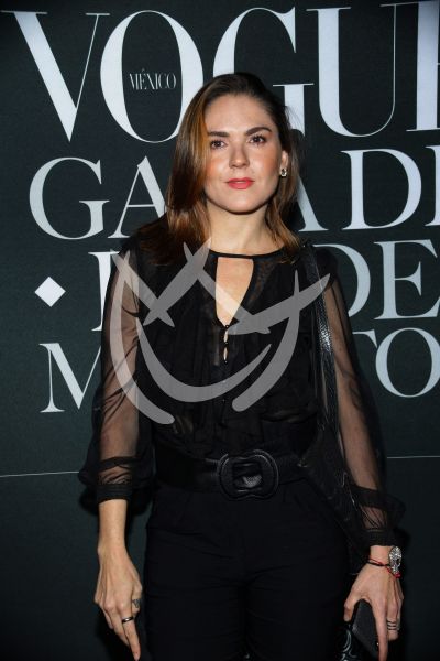 Zoraida Gómez celebra Día de Muertos con Vogue