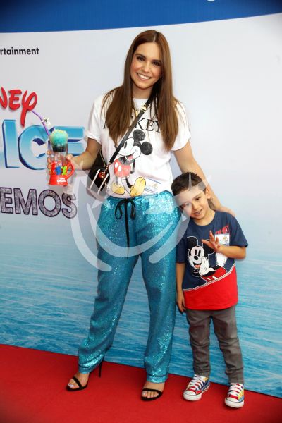 Tania Rincón con Disney on Ice