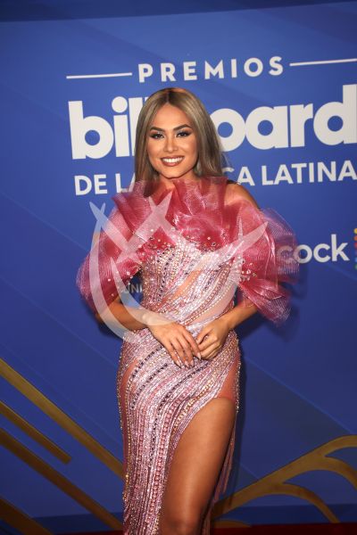 Andrea Meza presenta Latin Billboard