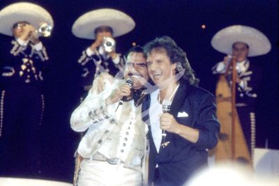 Vicente Fernández y Roberto Carlos