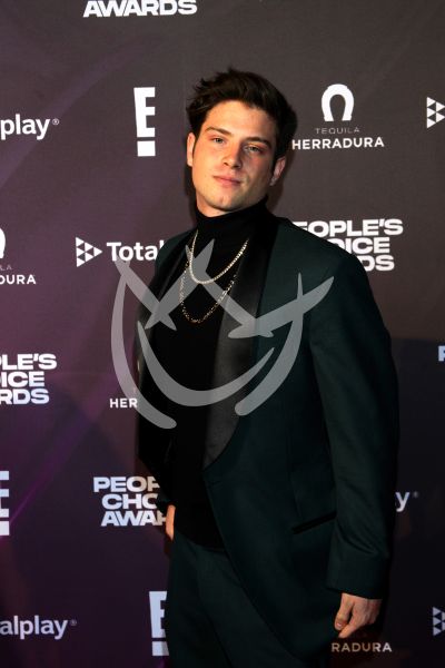 Nicolás Haza en los People's Choice Awards