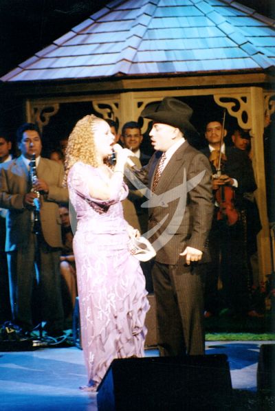 Jenni Rivera y Lupillo Rivera 1999