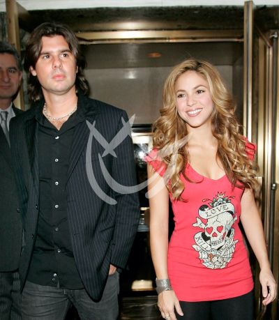 Shakira y Antonio de la Rúa, 2005