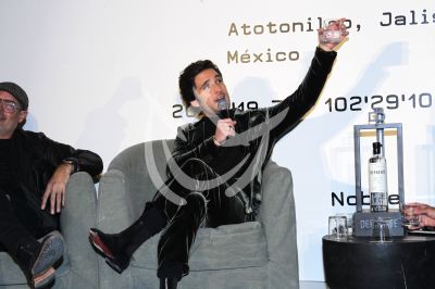 Diego Boneta lanza su tequila