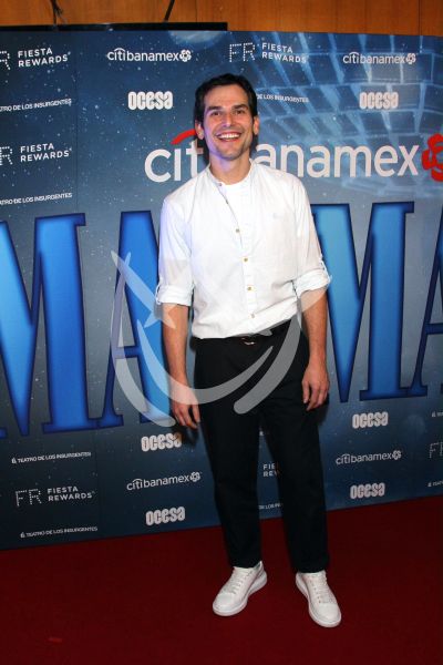 Alan Estrada en Mamma Mia