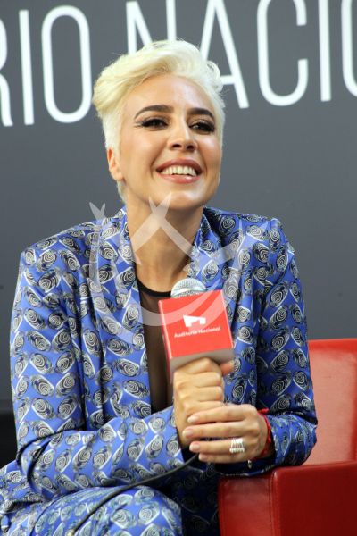 Mónica Naranjo es Mimétika