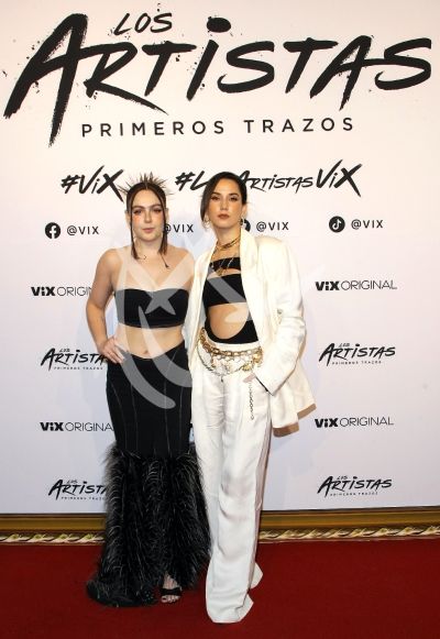 Regina Pavón y Ximena Romo