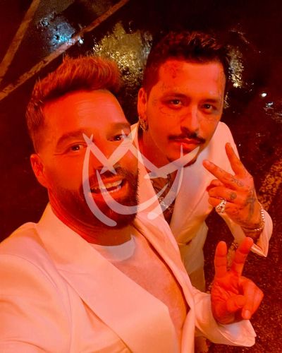 Ricky Martin y Nodal echan Fuego