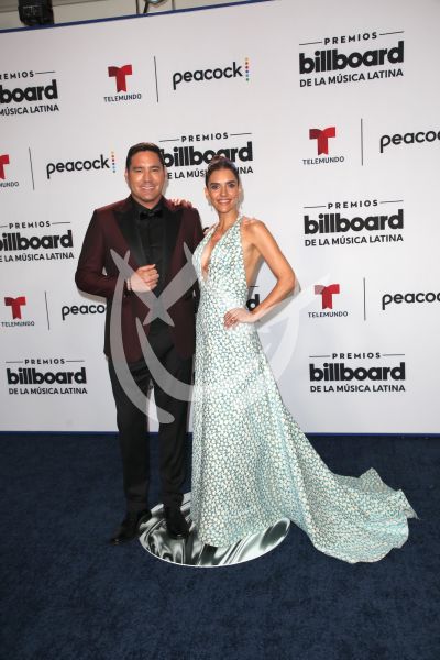 Francisco Saavedra y Maria Elena Godoy en Latin Billboard