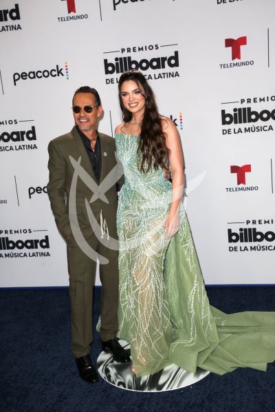 Marc Anthony con esposa, Olga, Eslabón y más en Latin Billboard