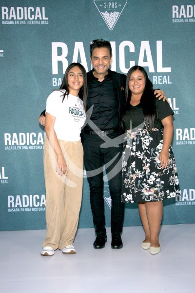 Eugenio, Jennifer y Paloma en Radical