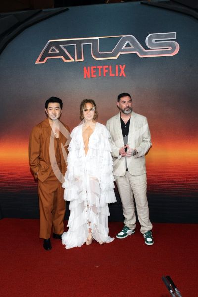 Jennifer López lleva Atlas a Mx