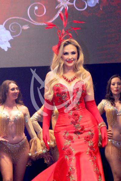 Aracely Arámbula es Gardenia