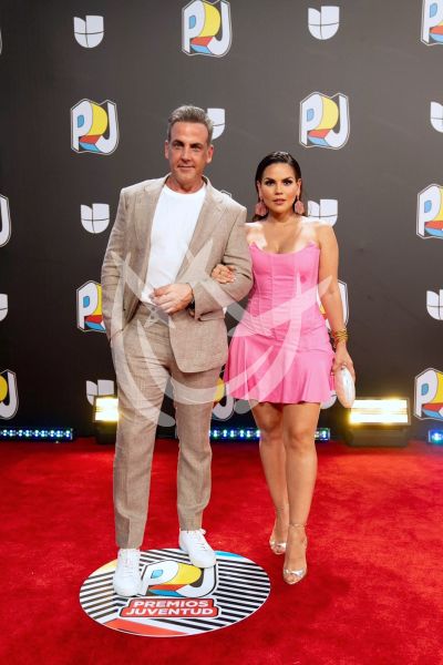 Carlos Ponce y Karina Banda en PJ