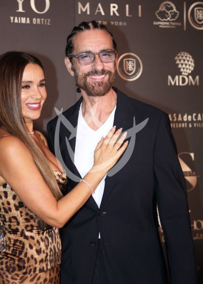 Catherine Siachoque y Miguel Varoni con S