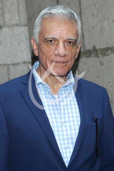 Juan Carlos Barreto con Reliquias