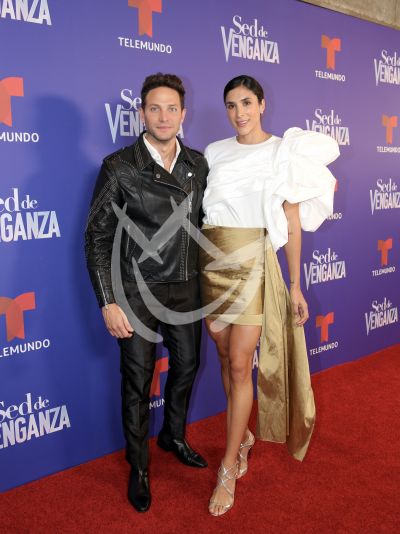 Gabriel Coronel y Daniela Ospina con Sed