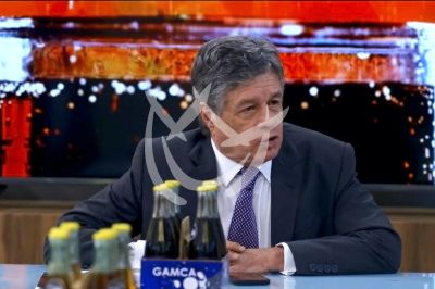 Alejandro Camacho en Mi Amor Sin Tiempo