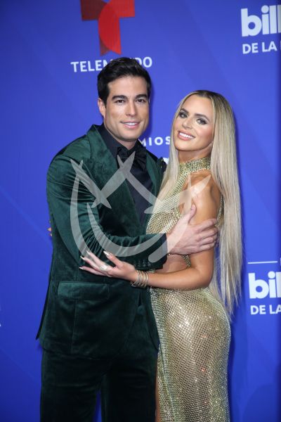 Danilo e Isabella en Billboard