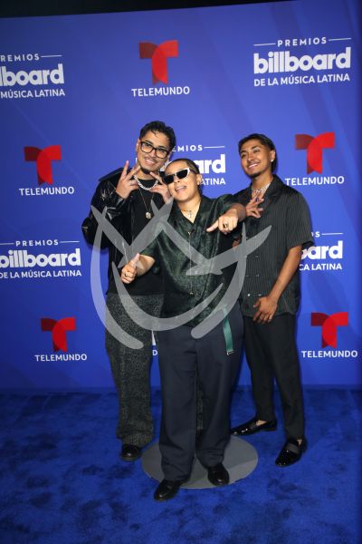 Yahritza y su esencia en Billboard