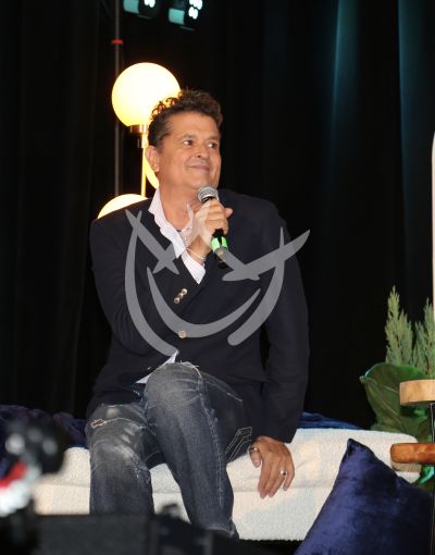 Carlos Vives vuelve al High School