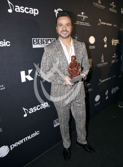 Luis Fonsi con La Musa