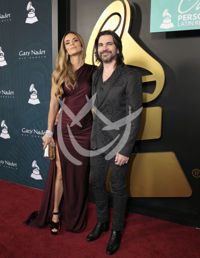 Juanes y Karen Martiínez en pareja LG