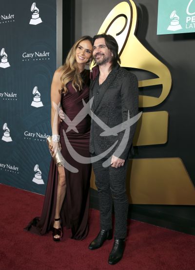 Juanes y Karen Martiínez en pareja LG