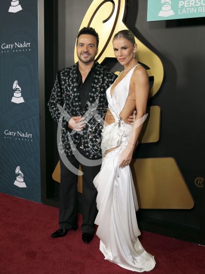 Luis Fonsi y Agueda López en pareja LG