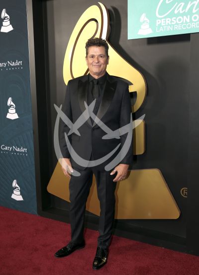 Carlos Vives y familia en LG