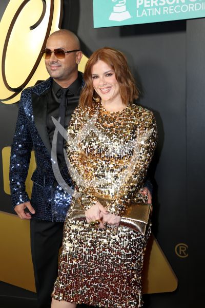 Wisin y esposa en LG