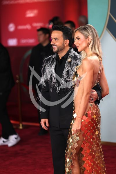 Luis Fonsi y Agueda López en Latin Grammy