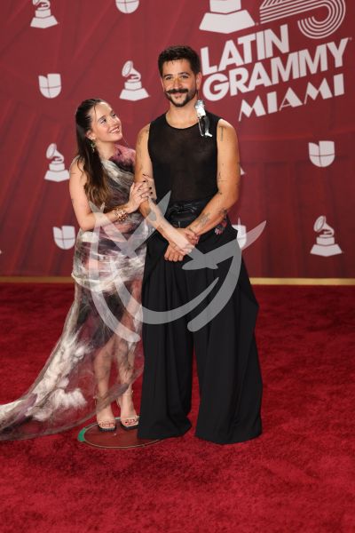 Camilo y Evaluna en Latin Grammy