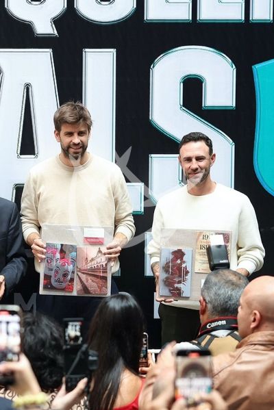 Piqué y Layún son Kings