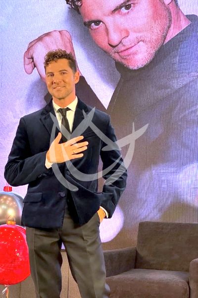 David Bisbal te canta en Navidad