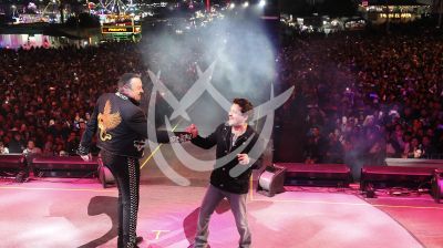 Pepe Aguilar y Christian Nodal en Qro