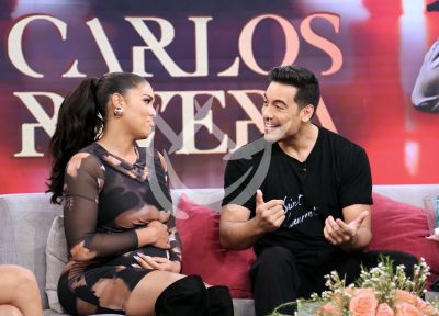 Carlos Rivera canta al bebé en Despierta