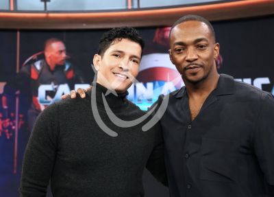 Anthony Mackie y Daniel Ramirez en DA