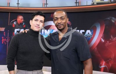 Anthony Mackie y Daniel Ramirez en DA