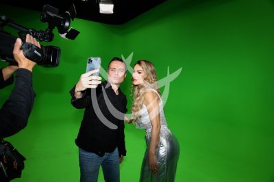 Ninel Conde y Nacho Mendoza graban video