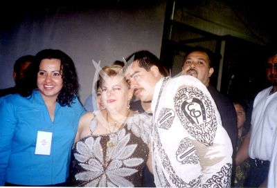 Paquita la del Barrio y Ezequiel Peña, 2001