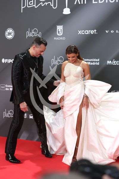 Aislinn Derbez en Premios Platino