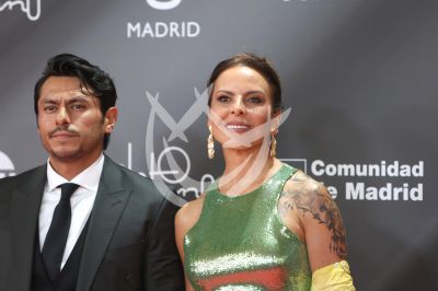 Kate del Castillo con novio en Premios Platino