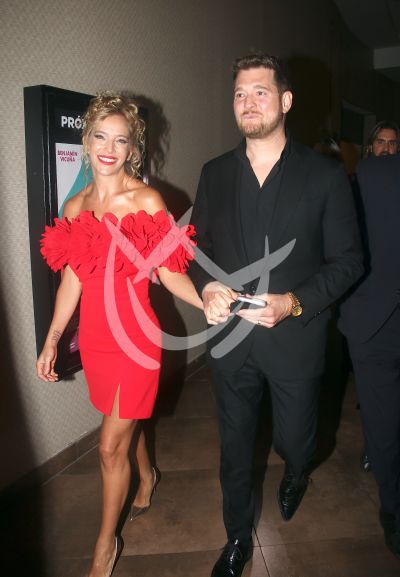 Michael Bublé y esposa en BsAs