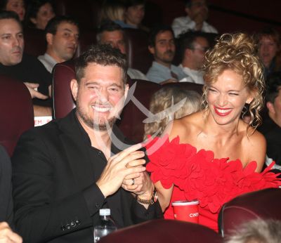 Michael Bublé y esposa en BsAs