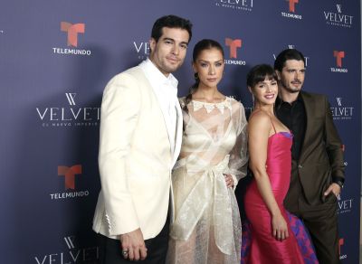 Danilo, Carolina, Samantha y Yon en Velvet