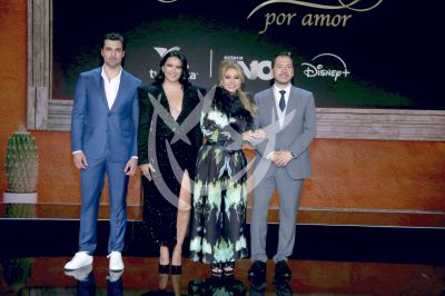 Cautiva por Amor, elenco
